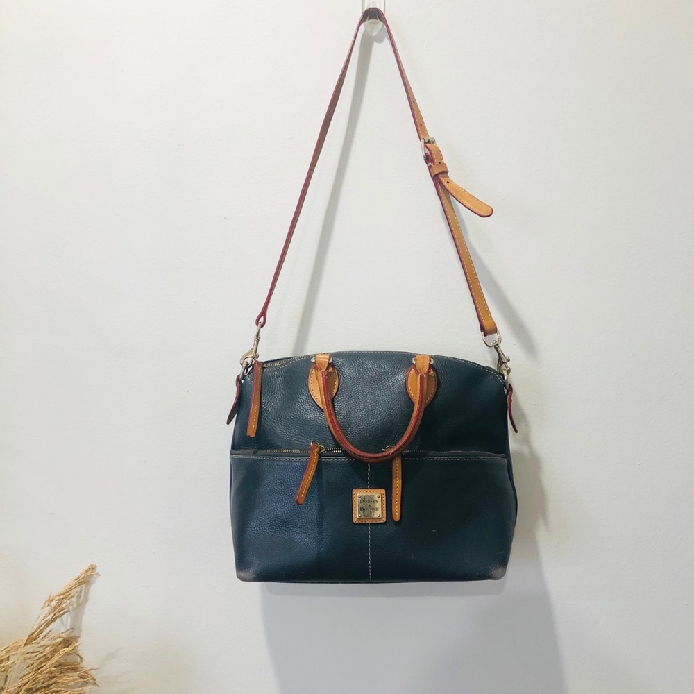 Dooney & Bourke Medium Tote